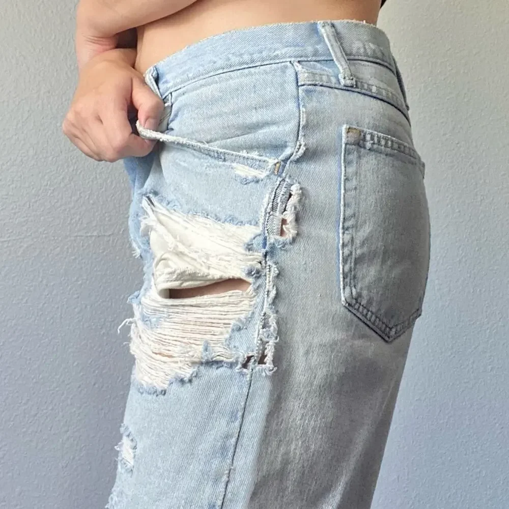 Vintage Wranglers Distressed Thrashed High Waisted Baggy Jean Shorts Size 34